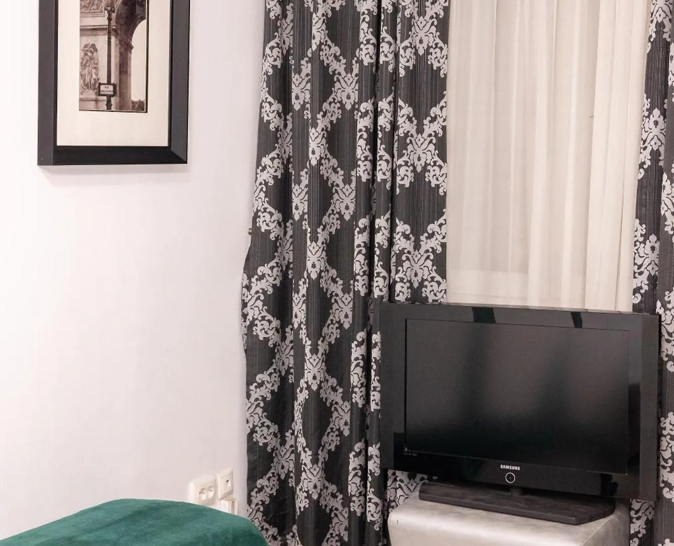Walter Residence With Free Parking And Self Check-In Bucharest 0*,