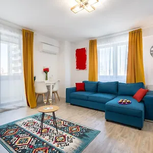 The Painter - Timpuri Noi 1br With Parking Apartament